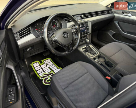 Синий Фольксваген Пассат, объемом двигателя 1.97 л и пробегом 55 тыс. км за 22000 $, фото 7 на Automoto.ua