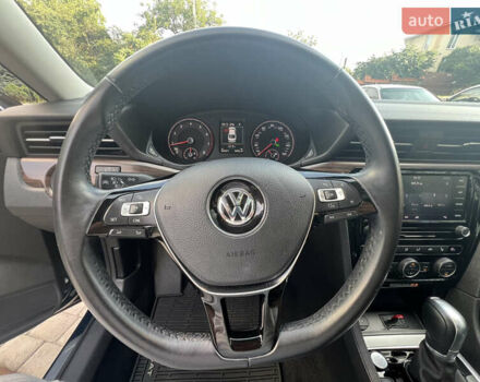 Синій Фольксваген Пассат, об'ємом двигуна 1.98 л та пробігом 62 тис. км за 22800 $, фото 10 на Automoto.ua