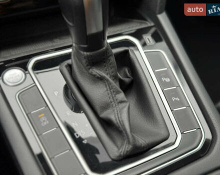 Синий Фольксваген Пассат, объемом двигателя 2 л и пробегом 249 тыс. км за 23300 $, фото 66 на Automoto.ua