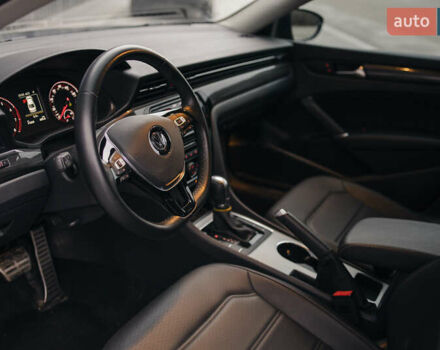 Синий Фольксваген Пассат, объемом двигателя 1.98 л и пробегом 41 тыс. км за 20750 $, фото 50 на Automoto.ua