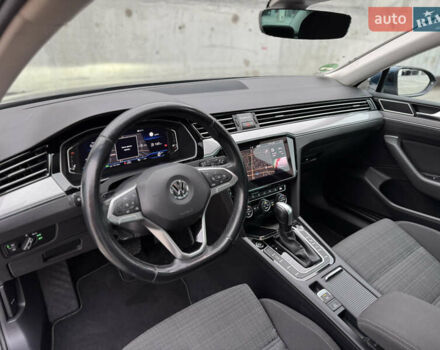 Синий Фольксваген Пассат, объемом двигателя 2 л и пробегом 249 тыс. км за 23300 $, фото 33 на Automoto.ua