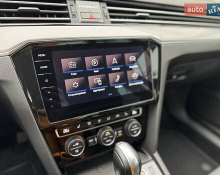 Синий Фольксваген Пассат, объемом двигателя 2 л и пробегом 249 тыс. км за 23300 $, фото 52 на Automoto.ua