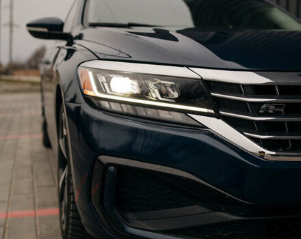 Синий Фольксваген Пассат, объемом двигателя 1.98 л и пробегом 41 тыс. км за 20750 $, фото 8 на Automoto.ua