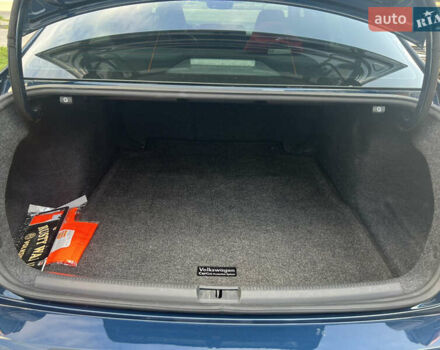 Синій Фольксваген Пассат, об'ємом двигуна 1.98 л та пробігом 62 тис. км за 22800 $, фото 6 на Automoto.ua