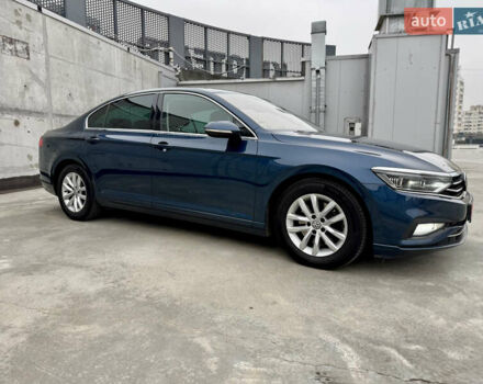Синий Фольксваген Пассат, объемом двигателя 2 л и пробегом 249 тыс. км за 23300 $, фото 15 на Automoto.ua