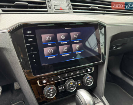 Синий Фольксваген Пассат, объемом двигателя 2 л и пробегом 249 тыс. км за 23300 $, фото 61 на Automoto.ua