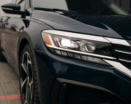 Синий Фольксваген Пассат, объемом двигателя 1.98 л и пробегом 41 тыс. км за 20750 $, фото 5 на Automoto.ua