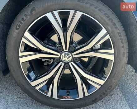 Фольксваген Пассат 2021 в Львове на Automoto.ua Синий Фольксваген Пассат, объемом двигателя 1.98 л и пробегом 37 тыс. км за 25000 $, фото 34 на Automoto.ua