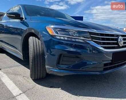 Фольксваген Пассат 2021 в Львове на Automoto.ua Синий Фольксваген Пассат, объемом двигателя 1.98 л и пробегом 37 тыс. км за 25000 $, фото 6 на Automoto.ua
