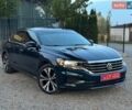 Синій Фольксваген Пассат, об'ємом двигуна 2 л та пробігом 143 тис. км за 15950 $, фото 1 на Automoto.ua