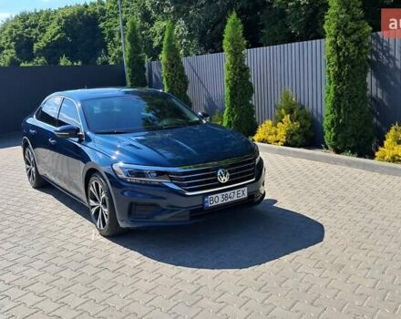Фольксваген Пассат 2021 в Тернополе на Automoto.ua Синий Фольксваген Пассат, объемом двигателя 2 л и пробегом 46 тыс. км за 25000 $, фото 1 на Automoto.ua