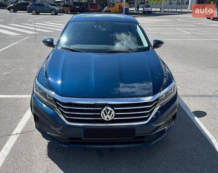 Фольксваген Пассат 2021 в Львове на Automoto.ua Синий Фольксваген Пассат, объемом двигателя 1.98 л и пробегом 37 тыс. км за 25000 $, фото 2 на Automoto.ua