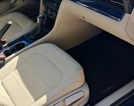 Фольксваген Пассат 2021 в Тернополе на Automoto.ua Синий Фольксваген Пассат, объемом двигателя 2 л и пробегом 46 тыс. км за 25000 $, фото 10 на Automoto.ua