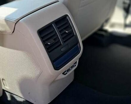 Фольксваген Пассат 2021 в Тернополе на Automoto.ua Синий Фольксваген Пассат, объемом двигателя 2 л и пробегом 46 тыс. км за 25000 $, фото 16 на Automoto.ua