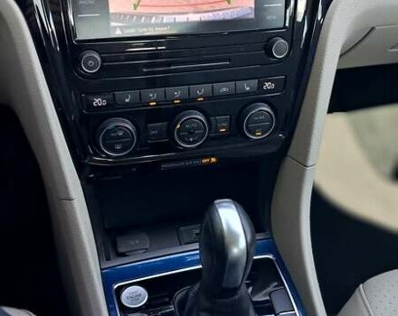 Фольксваген Пассат 2021 в Тернополе на Automoto.ua Синий Фольксваген Пассат, объемом двигателя 2 л и пробегом 46 тыс. км за 25000 $, фото 9 на Automoto.ua