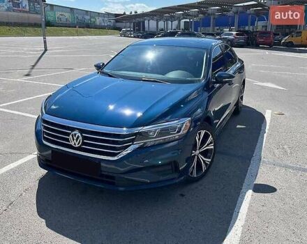 Фольксваген Пассат 2021 в Львове на Automoto.ua Синий Фольксваген Пассат, объемом двигателя 1.98 л и пробегом 37 тыс. км за 25000 $, фото 1 на Automoto.ua