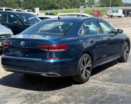 Синий Фольксваген Пассат, объемом двигателя 2 л и пробегом 30 тыс. км за 13800 $, фото 3 на Automoto.ua