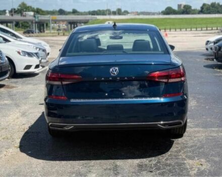 Синий Фольксваген Пассат, объемом двигателя 2 л и пробегом 30 тыс. км за 13800 $, фото 4 на Automoto.ua