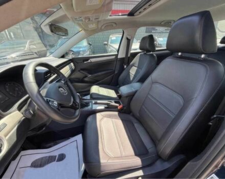 Синий Фольксваген Пассат, объемом двигателя 2 л и пробегом 30 тыс. км за 13800 $, фото 6 на Automoto.ua