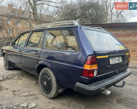 Синий Фольксваген Пассат, объемом двигателя 1.8 л и пробегом 210 тыс. км за 1500 $, фото 6 на Automoto.ua