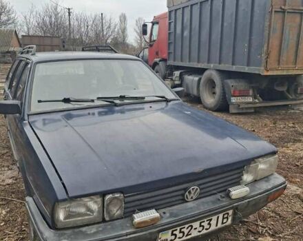 Синій Фольксваген Пассат, об'ємом двигуна 1.6 л та пробігом 160 тис. км за 800 $, фото 9 на Automoto.ua