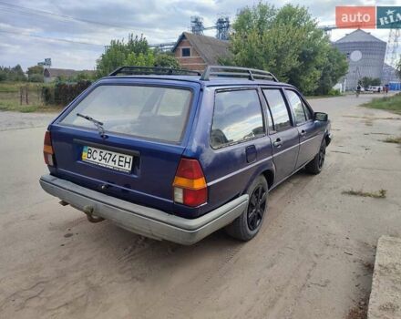 Синий Фольксваген Пассат, объемом двигателя 2 л и пробегом 231 тыс. км за 2100 $, фото 6 на Automoto.ua