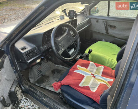 Синий Фольксваген Пассат, объемом двигателя 1.8 л и пробегом 400 тыс. км за 600 $, фото 7 на Automoto.ua