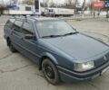 Синий Фольксваген Пассат, объемом двигателя 1.8 л и пробегом 350 тыс. км за 3500 $, фото 7 на Automoto.ua