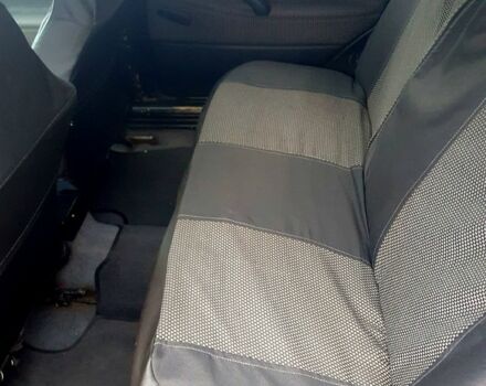 Синий Фольксваген Пассат, объемом двигателя 1.8 л и пробегом 300 тыс. км за 1150 $, фото 9 на Automoto.ua