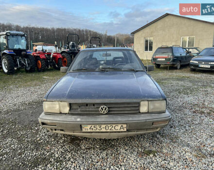 Синий Фольксваген Пассат, объемом двигателя 1.8 л и пробегом 400 тыс. км за 600 $, фото 2 на Automoto.ua