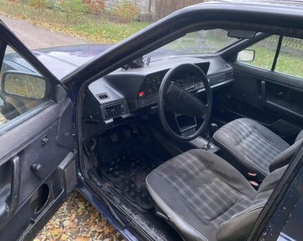 Синий Фольксваген Пассат, объемом двигателя 0 л и пробегом 200 тыс. км за 1200 $, фото 6 на Automoto.ua