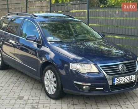 Синий Фольксваген Пассат, объемом двигателя 1.9 л и пробегом 245 тыс. км за 1100 $, фото 4 на Automoto.ua