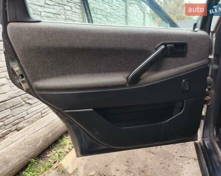 Синий Фольксваген Пассат, объемом двигателя 2 л и пробегом 347 тыс. км за 1500 $, фото 17 на Automoto.ua