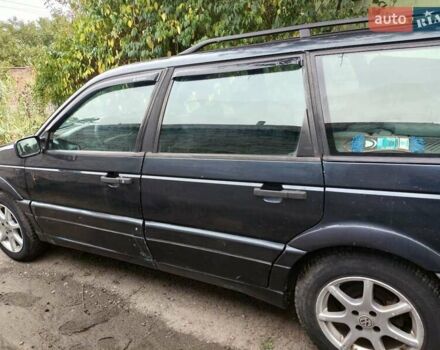 Синий Фольксваген Пассат, объемом двигателя 2 л и пробегом 347 тыс. км за 1500 $, фото 12 на Automoto.ua