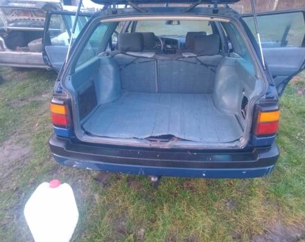 Синій Фольксваген Пассат, об'ємом двигуна 1.8 л та пробігом 382 тис. км за 1700 $, фото 10 на Automoto.ua