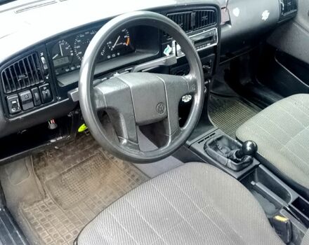 Синий Фольксваген Пассат, объемом двигателя 1.8 л и пробегом 0 тыс. км за 1500 $, фото 4 на Automoto.ua