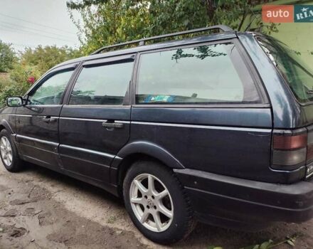 Синий Фольксваген Пассат, объемом двигателя 2 л и пробегом 347 тыс. км за 1500 $, фото 7 на Automoto.ua