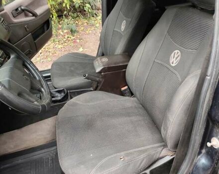 Синий Фольксваген Пассат, объемом двигателя 2 л и пробегом 347 тыс. км за 1500 $, фото 25 на Automoto.ua