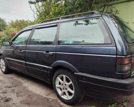 Синий Фольксваген Пассат, объемом двигателя 2 л и пробегом 347 тыс. км за 1500 $, фото 5 на Automoto.ua