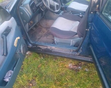 Синій Фольксваген Пассат, об'ємом двигуна 1.8 л та пробігом 382 тис. км за 1700 $, фото 6 на Automoto.ua