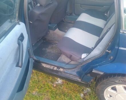 Синій Фольксваген Пассат, об'ємом двигуна 1.8 л та пробігом 382 тис. км за 1700 $, фото 9 на Automoto.ua