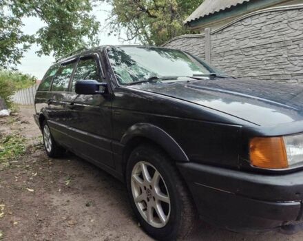 Синий Фольксваген Пассат, объемом двигателя 2 л и пробегом 347 тыс. км за 1500 $, фото 2 на Automoto.ua