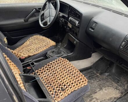 Синий Фольксваген Пассат, объемом двигателя 2 л и пробегом 410 тыс. км за 850 $, фото 5 на Automoto.ua