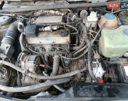 Синій Фольксваген Пассат, об'ємом двигуна 2 л та пробігом 100 тис. км за 1550 $, фото 2 на Automoto.ua