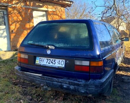 Синий Фольксваген Пассат, объемом двигателя 1.8 л и пробегом 497 тыс. км за 1100 $, фото 5 на Automoto.ua