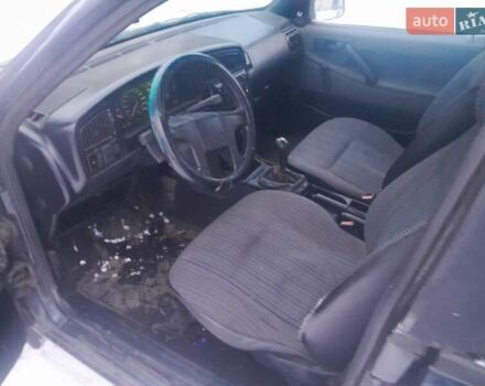 Синій Фольксваген Пассат, об'ємом двигуна 1.98 л та пробігом 190 тис. км за 1300 $, фото 6 на Automoto.ua