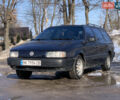 Синий Фольксваген Пассат, объемом двигателя 1.78 л и пробегом 320 тыс. км за 1100 $, фото 1 на Automoto.ua