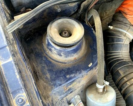 Синий Фольксваген Пассат, объемом двигателя 1.8 л и пробегом 497 тыс. км за 1100 $, фото 12 на Automoto.ua