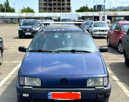 Синій Фольксваген Пассат, об'ємом двигуна 1.8 л та пробігом 400 тис. км за 1600 $, фото 1 на Automoto.ua