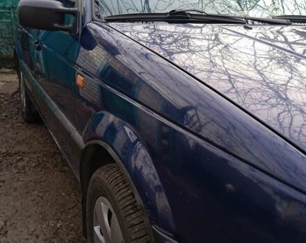 Синий Фольксваген Пассат, объемом двигателя 2 л и пробегом 364 тыс. км за 1450 $, фото 7 на Automoto.ua